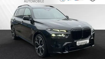 Gebraucht 2024 BMW X7 M Sport SUV | 81.000 € (Superpreis)