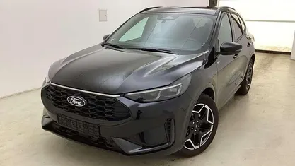 Obsidianschwarz metallic Gebraucht 2024 Ford Kuga ST-Line SUV | 28.900 € (Fairer Preis)