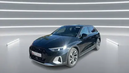 Gebraucht Audi A3 Sport 204 PS (150 kW) 2025 Mythosschwarz metallic Limousine
