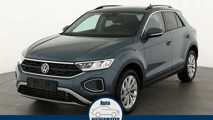 Petroleum blue metallic Neu 2025 VW T-Roc Life SUV | 30.995 € (Guter Preis)