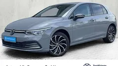 Grau Gebraucht 2023 VW Golf VIII Move Limousine | 27.890 € (Fairer Preis)