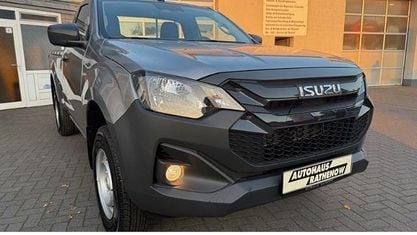 Neu Isuzu D-Max 163 PS (119 kW) 2025 Mercury silver SUV
