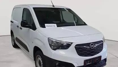 Usata Opel Combo 102 CV (75 kW) 2024 Bianco Monovolume