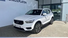 Ice white solid solid (weiß) Gebraucht 2022 Volvo XC40 Momentum SUV | 29.990 € (Fairer Preis)