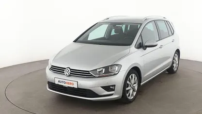 Silber Gebraucht 2014 VW Golf Sportsvan Comfortline Van / Kleinbus | 9.910 € (Fairer Preis)