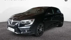 Blackpearlschwarz metallic Gebraucht 2019 Renault Mégane IV LIMITED Deluxe Limousine | 16.800 € (Fairer Preis)