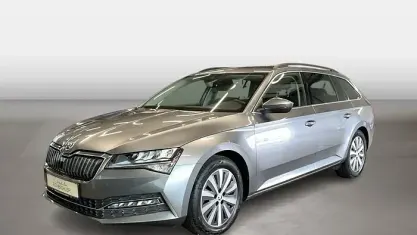 Gebraucht Skoda Superb Ambition 218 PS (160 kW) 2023 Grau Kombi