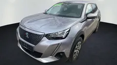 Lack grau artense/typ aussenverkleidung metalliclackierung Gebraucht 2021 Peugeot e-2008 Active SUV | 16.990 € (Guter Preis)