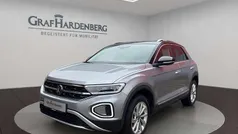 Gebraucht 2024 VW T-Roc Style SUV | 29.555 € (Fairer Preis)