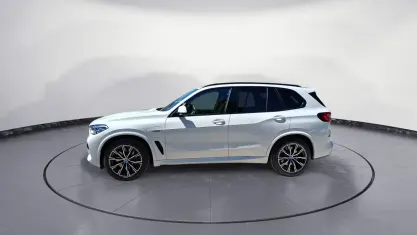 Gebraucht BMW X5 M Sport 394 PS (289 kW) 2021 Weiß SUV