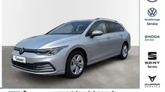 Reflexsilber Gebraucht 2024 VW Golf VIII Life Kombi | 26.429 € (Fairer Preis)