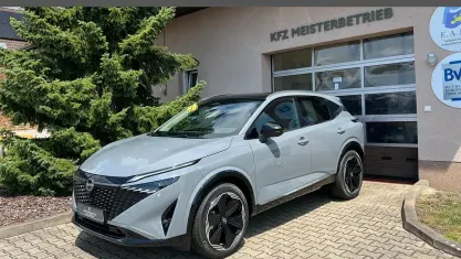 Neu Nissan Qashqai Tekna+ 158 PS (116 kW) 2026 Xex ceramic grey dach black SUV