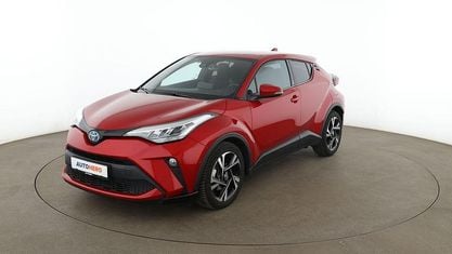 Używany Toyota C-HR Team 184 KM (135 kW) 2024 Czerwony SUV