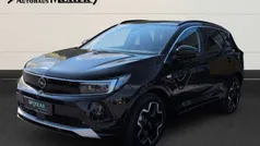 Lackierung schwarz perla nera/ Gebraucht 2024 Opel Grandland X Ultimate SUV | 28.445 € (Fairer Preis)