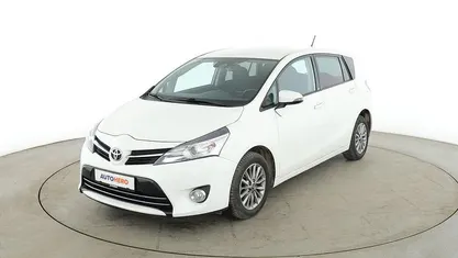 Gebraucht Toyota Verso Edition-S 112 PS (82 kW) 2016 Weiß Van / Kleinbus