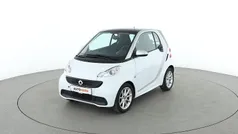 Weiß Gebraucht 2014 Smart ForTwo Coupé Passion Kleinwagen | 8.000 €