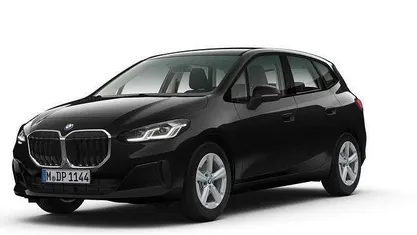 Gebraucht BMW 220 Active Tourer 156 PS (114 kW) 2025 Schwarz Van / Kleinbus