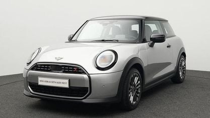 Używany Mini Cooper S Classic 204 KM (150 kW) 2024 Srebrny Hatchback