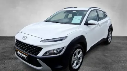 Gebraucht Hyundai Kona Trend 120 PS (88 kW) 2021 Atlas white SUV