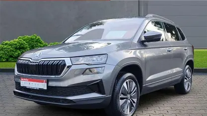 Grau Gebraucht 2023 Skoda Karoq Tour SUV | 29.970 € (Fairer Preis)
