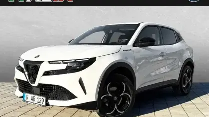 Gebraucht Alfa Romeo Junior Edizione Speciale 136 PS (100 kW) 2025 Weiß SUV