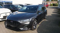 Magneticgrau (metallic) Gebraucht 2024 Ford Focus ST-Line X Limousine | 29.490 € (Fairer Preis)