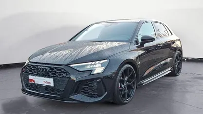 Gebraucht Audi RS3 Advanced 400 PS (294 kW) 2023 Mythosschwarz metallic Limousine