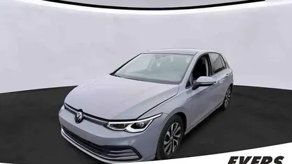 Mondsteingrau Gebraucht 2022 VW Golf VIII Active Limousine | 25.930 € (Fairer Preis)