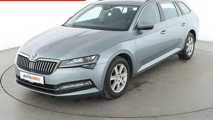 Gebraucht Skoda Superb Style 150 PS (110 kW) 2019 Grau Kombi
