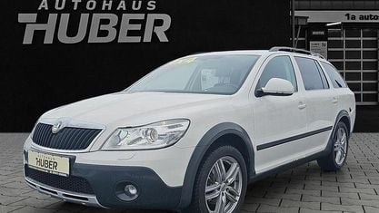 Brugt Skoda Octavia Scout Scout 4x4 140 HK (102 kW) 2012 Hvid Stationcar