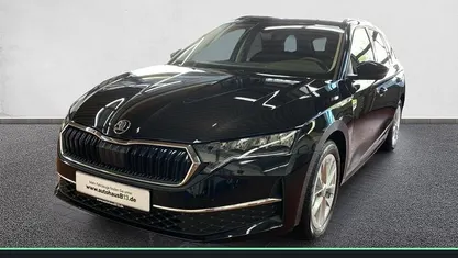 Gebraucht 2024 Skoda Octavia Selection Kombi | 27.690 € (Fairer Preis)