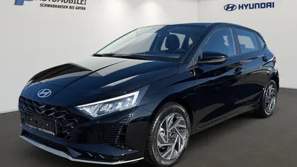 Gebraucht Hyundai i20 Trend 101 PS (74 kW) 2024 Schwarz Kleinwagen