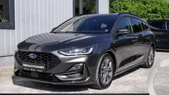 Grau Gebraucht 2024 Ford Focus ST-Line Kombi | 26.889 € (Fairer Preis)