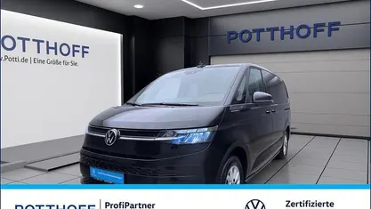 Schwarz Gebraucht 2024 VW Multivan Life Van | 46.777 € (Guter Preis)