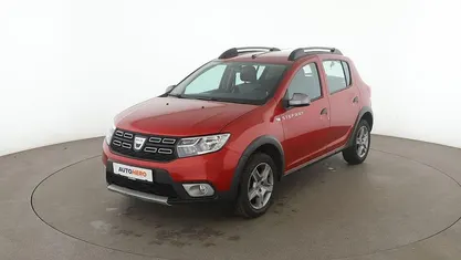 Rot Gebraucht 2017 Dacia Sandero Prestige Kleinwagen | 8.940 € (Fairer Preis)