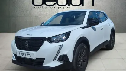 Gebraucht Peugeot 2008 Active 131 PS (96 kW) 2022 Weiß SUV
