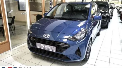 Blau Neu 2025 Hyundai i10 Trend Kleinwagen | 16.990 € (Fairer Preis)