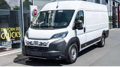 Weiss (pastell)) (weiss Gebraucht 2024 Fiat Ducato Van | 38.318 € (Guter Preis)