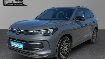 Gebraucht VW Tiguan Goal 150 PS (110 kW) 2025 Grau SUV