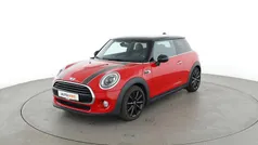 Rot Gebraucht 2018 Mini Cooper Kleinwagen | 11.380 € (Superpreis)