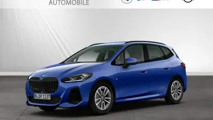 Gebraucht BMW 220 M Sport 163 PS (119 kW) 2025 Portimao blau metallic Coupé