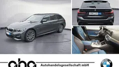 Grau Gebraucht 2021 BMW 320e M Sport Kombi | 25.830 € (Guter Preis)