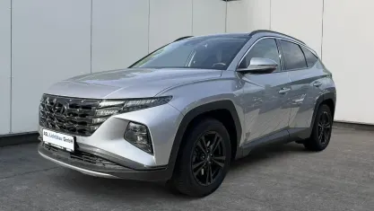 Gebraucht Hyundai Tucson Trend 136 PS (100 kW) 2023 Shimmering silver SUV