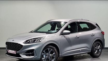 Usado Ford Kuga ST-Line 150 HP (110 kW) 2024 Prateado SUV