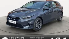 Schwarz Neu 2025 Kia Ceed Spirit Limousine | 23.480 € (Guter Preis)