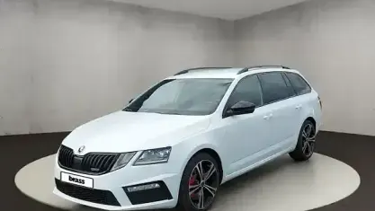 Gebraucht Skoda Octavia RS 230 PS (169 kW) 2018 Laserweiß Kombi