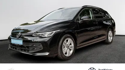 Gebraucht VW Golf VIII Life 150 PS (110 kW) 2024 Schwarz Limousine