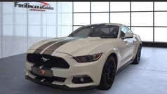 Liquidweiß (metallic) Gebraucht 2017 Ford Mustang GT Coupé | 38.990 € (Fairer Preis)