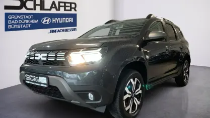 Używany Dacia Duster Journey 114 KM (83 kW) 2023 Szary SUV