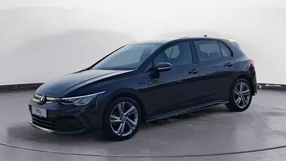 Gebraucht VW Golf VIII R-line 131 PS (96 kW) 2024 Grau Limousine